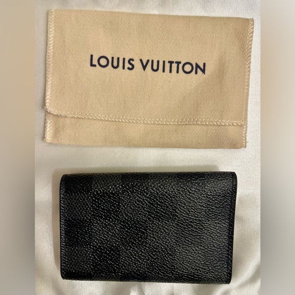 Louis Vuitton Damier Graphite 6 Key Holder - Picture 2 of 12